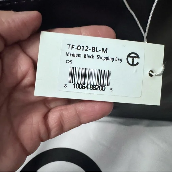 NWT Telfar Medium Shopping Bag Black Vegan Leather Tote w/ Dust Bag - Picture 3 of 7